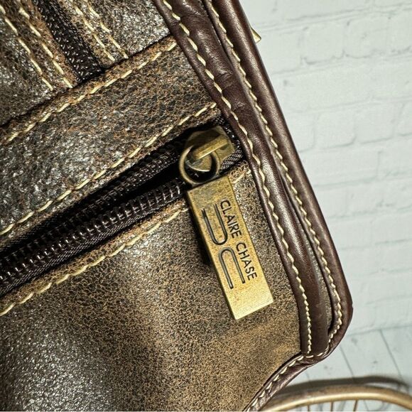 NEW Claire Chase brown distressed leather multi compartment crossbody man bag - Picture 7 of 13